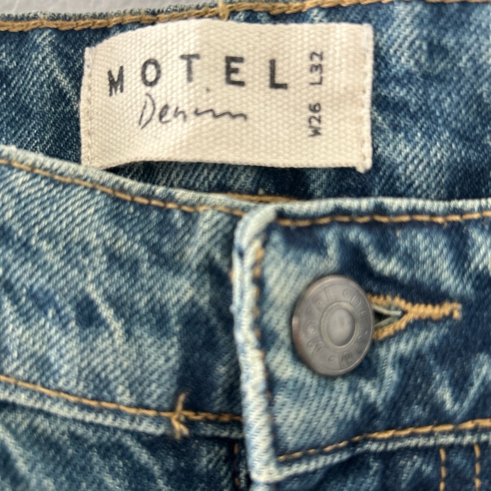Motel Rocks Blue Jeans - Picture 2 of 4